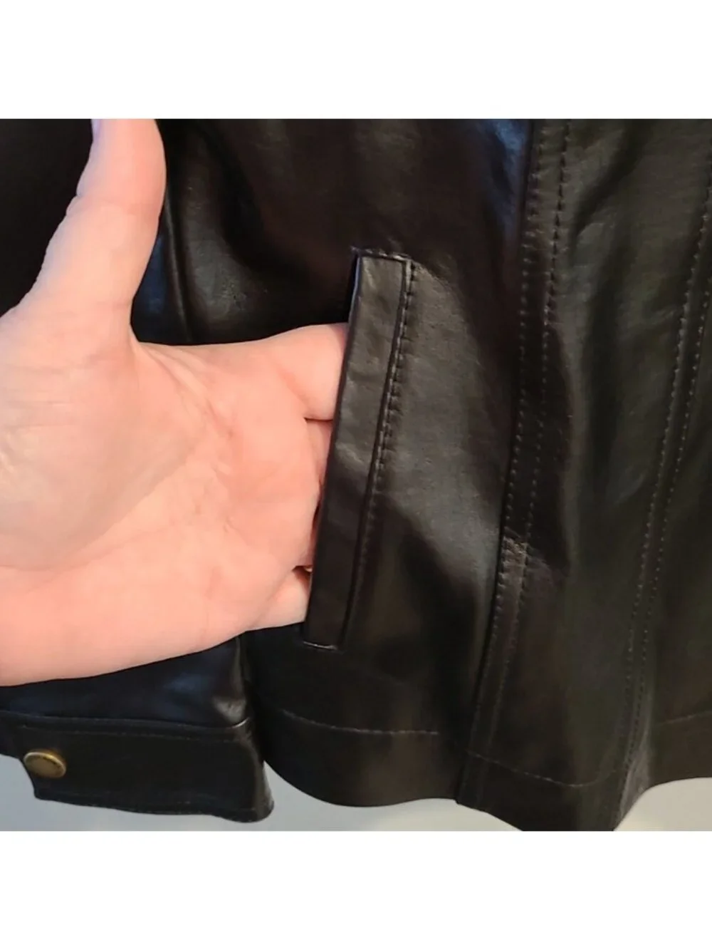 GUILLAUME black genuine leather zip up jacket